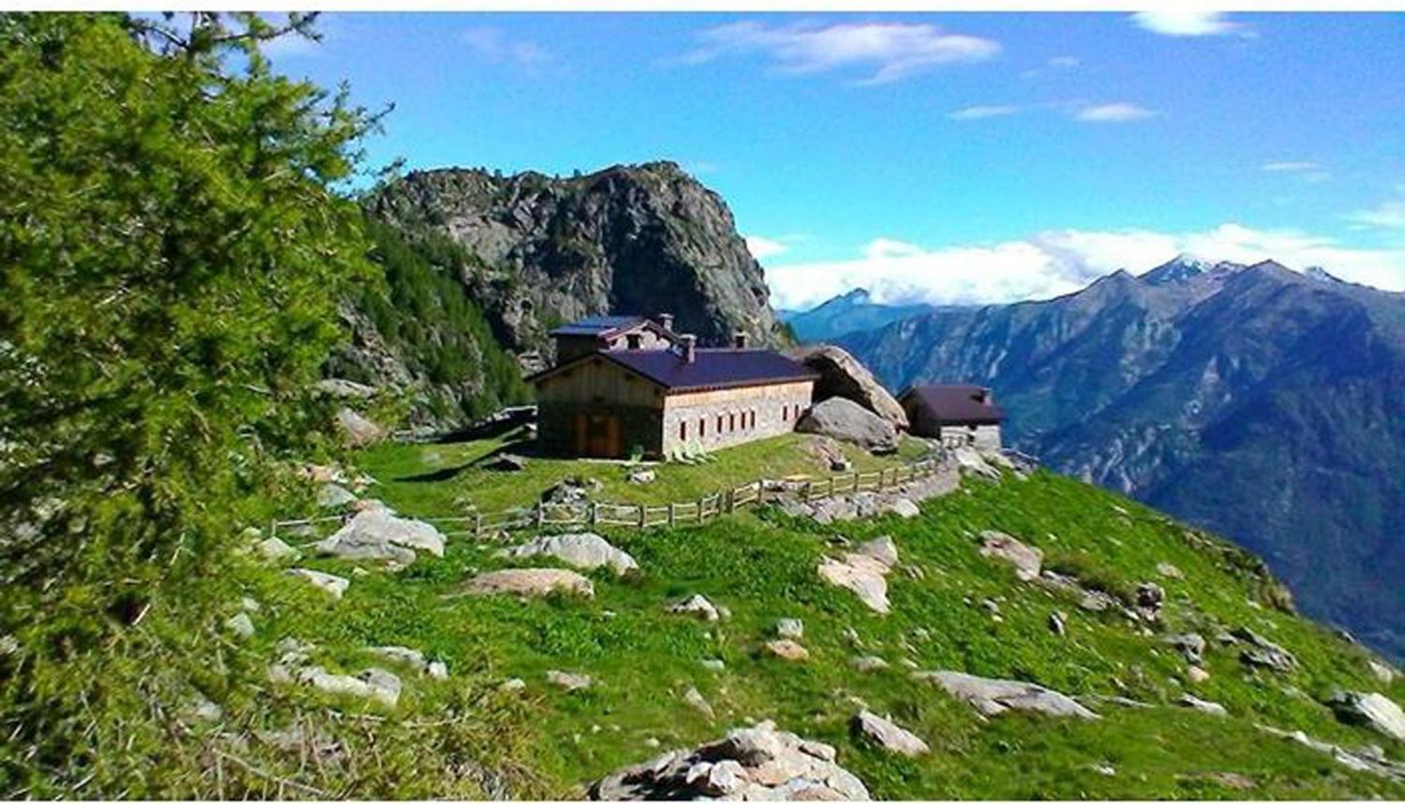 Rifugio Alpe Bonze Villa Donnaz Exterior foto